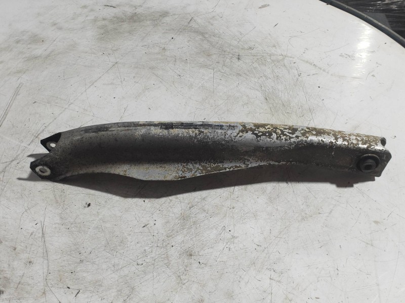 Recambio de brazo suspension inferior trasero izquierdo para opel insignia sports tourer 2.0 16v cdti referencia OEM IAM   