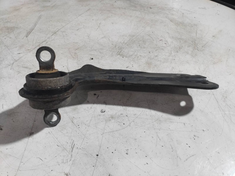 Recambio de brazo suspension superior trasero derecho para opel insignia sports tourer 2.0 16v cdti referencia OEM IAM   