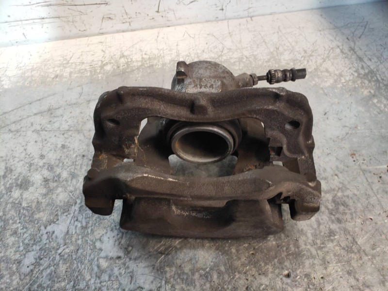Recambio de pinza freno delantera derecha para bmw serie 2 active tourer (f45) 218d referencia OEM IAM   34116860264