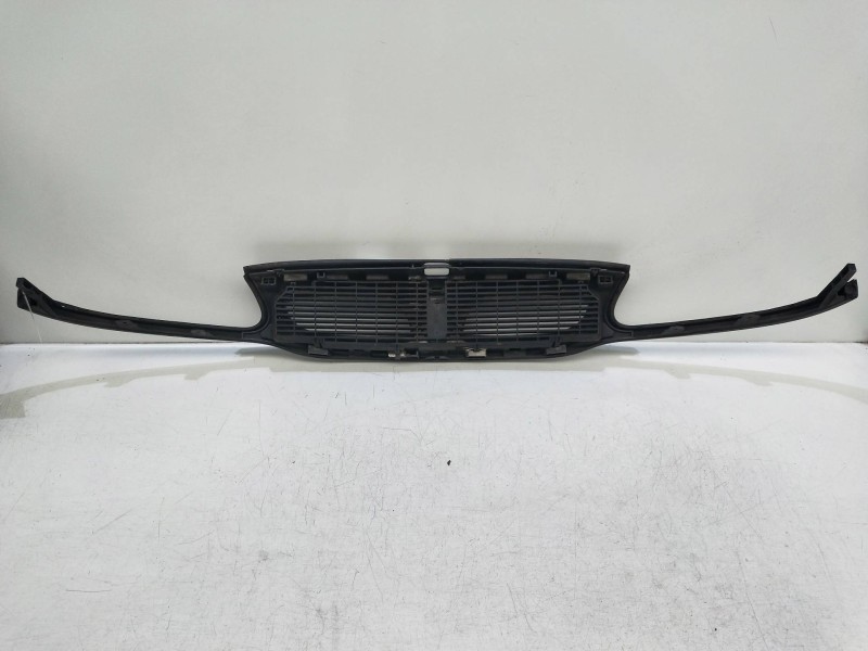 Recambio de rejilla delantera para renault safrane (b54) 2.2 dt (b54g) referencia OEM IAM   