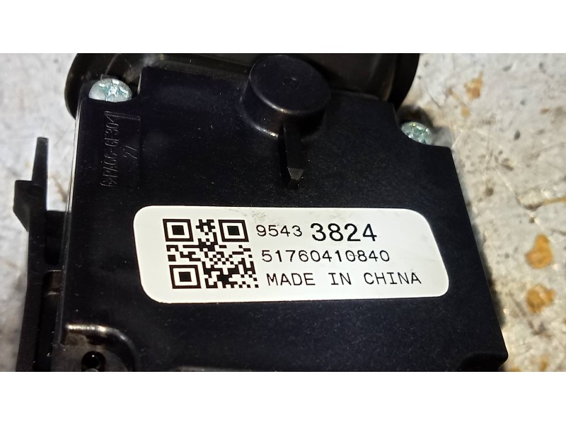 Recambio de mando limpia para opel astra j lim. 4türig selection referencia OEM IAM 95433824  