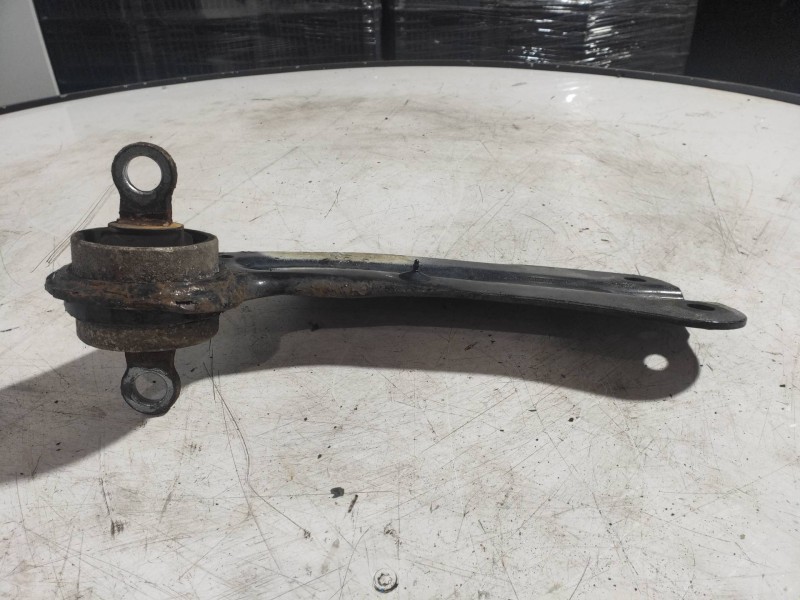 Recambio de brazo suspension superior trasero izquierdo para opel insignia sports tourer 2.0 16v cdti referencia OEM IAM 2294035