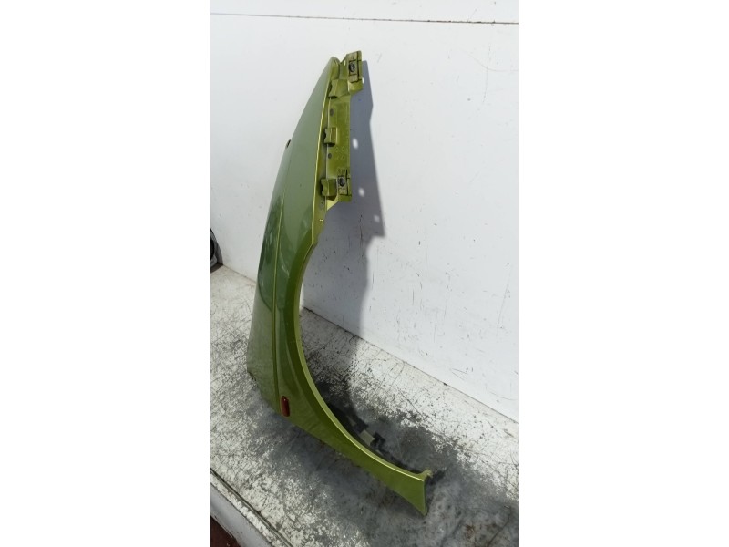 Recambio de aleta delantera derecha para renault scenic (ja..) 1.9 dci rt referencia OEM IAM   