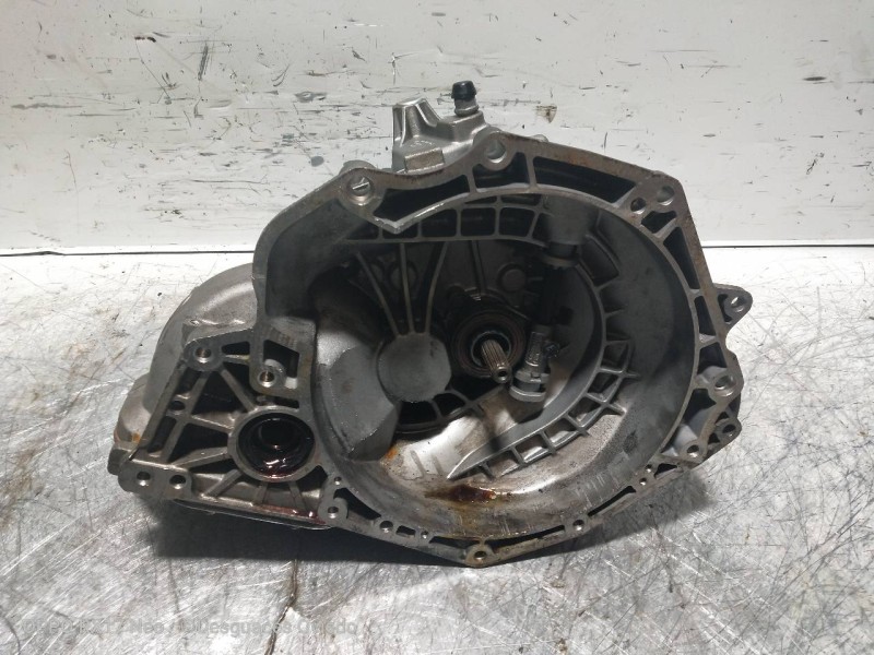 Recambio de caja cambios para opel tigra 1.4 16v referencia OEM IAM F17C374 A04481 C374