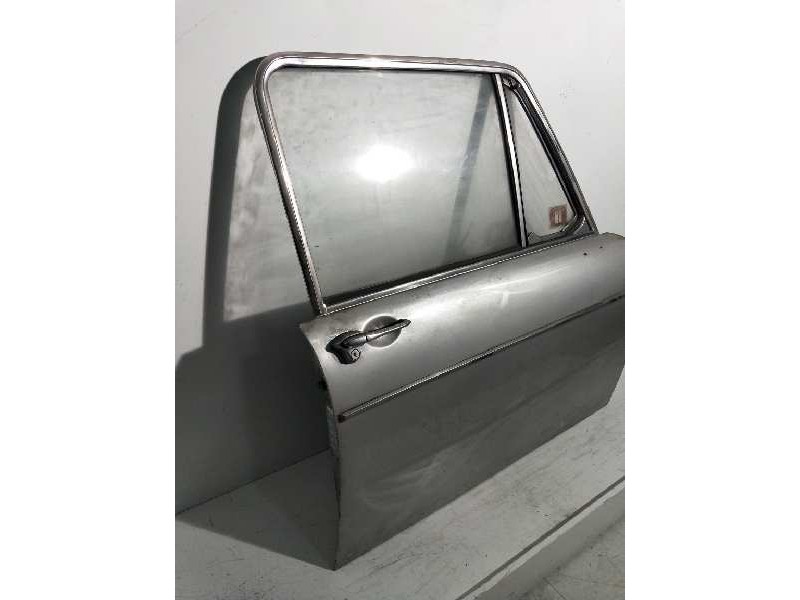 Recambio de puerta delantera derecha para austin rover victora 1.3 referencia OEM IAM   