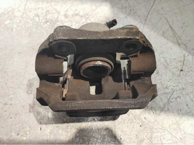 Recambio de pinza freno trasera izquierda para ssangyong kyron 200 xdi limited referencia OEM IAM BC140059  