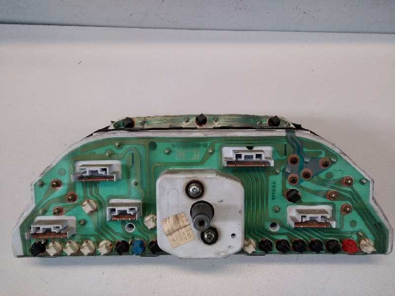 Recambio de cuadro instrumentos para fiat uno (146) d referencia OEM IAM 7642262 7695901 6046021