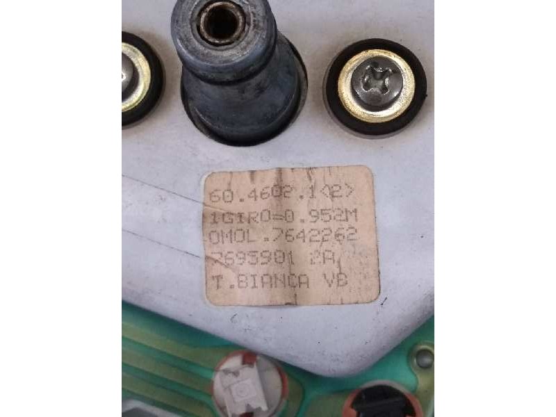 Recambio de cuadro instrumentos para fiat uno (146) d referencia OEM IAM 7642262 7695901 6046021