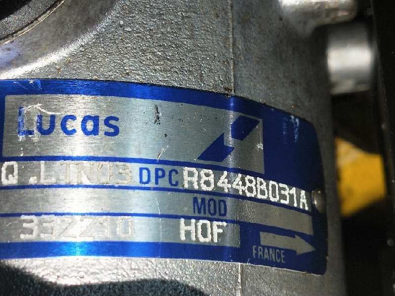 Recambio de bomba inyeccion para mitsubishi carisma berlina 4 (da0) 1.9 turbodiesel referencia OEM IAM R8448B031A LUCAS 