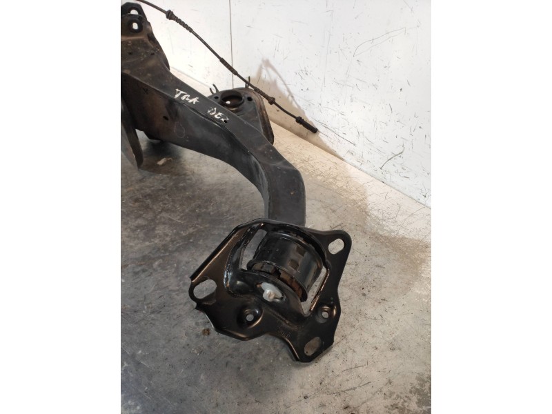 Recambio de mangueta trasera derecha para bmw serie 2 active tourer (f45) 218d referencia OEM IAM   33326851580