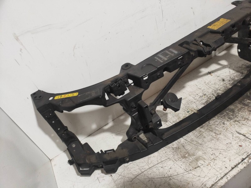 Recambio de panel frontal para land rover discovery 2.7 td v6 cat referencia OEM IAM   