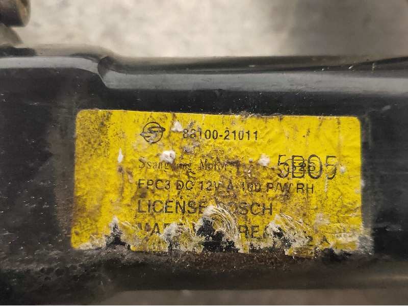 Recambio de elevalunas trasero derecho para ssangyong rodius xdi referencia OEM IAM 8810021011  