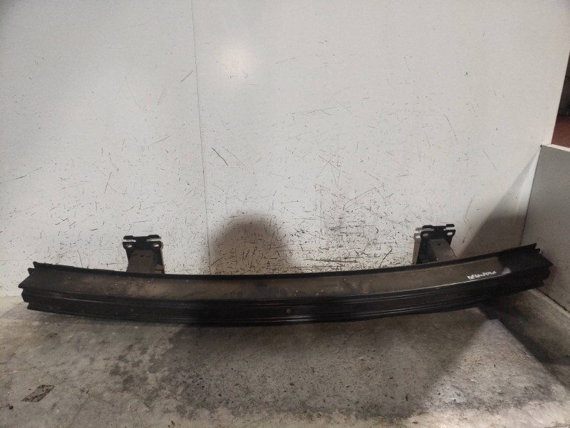 Recambio de refuerzo paragolpes delantero para land rover discovery 2.7 td v6 cat referencia OEM IAM   