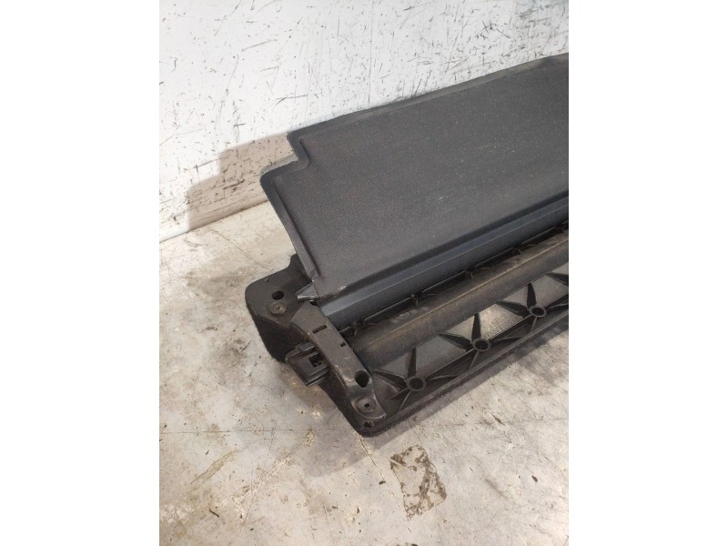 Recambio de bandeja trasera para land rover discovery 2.7 td v6 cat referencia OEM IAM   