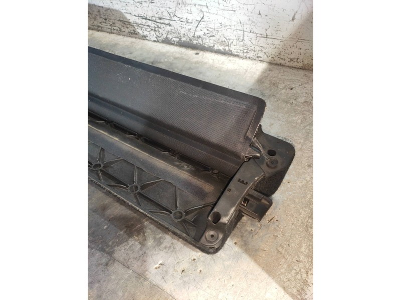 Recambio de bandeja trasera para land rover discovery 2.7 td v6 cat referencia OEM IAM   