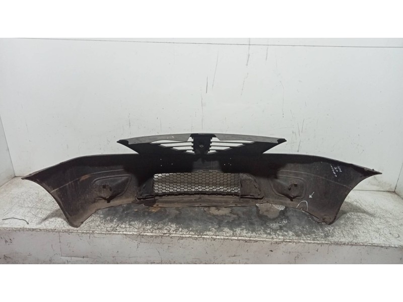 Recambio de paragolpes delantero para dacia logan laureate referencia OEM IAM   