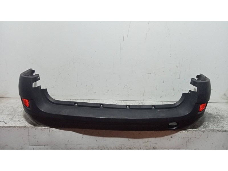 Recambio de paragolpes trasero para dacia logan laureate referencia OEM IAM   