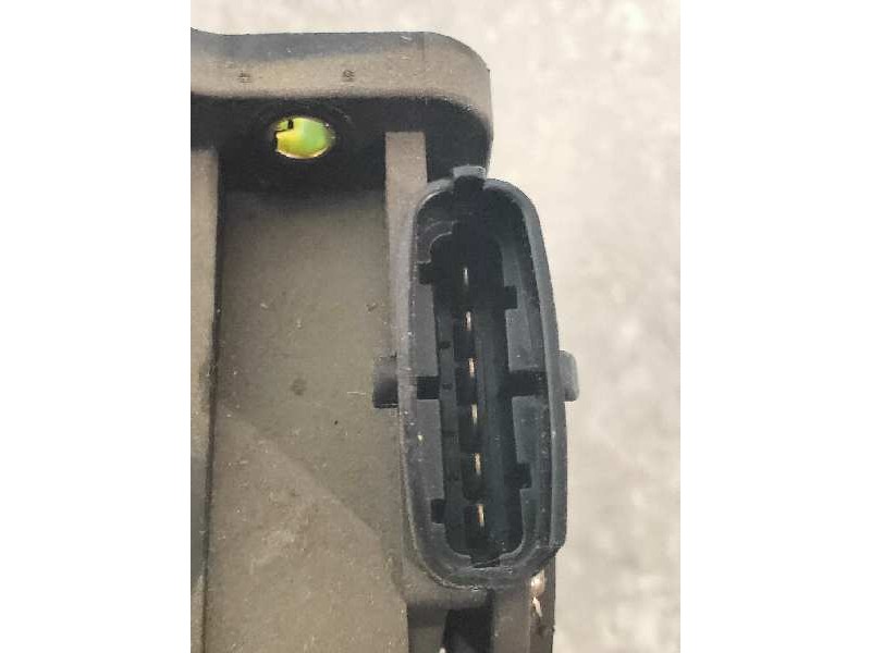 Recambio de potenciometro pedal para ssangyong rodius xdi referencia OEM IAM 2055021000  