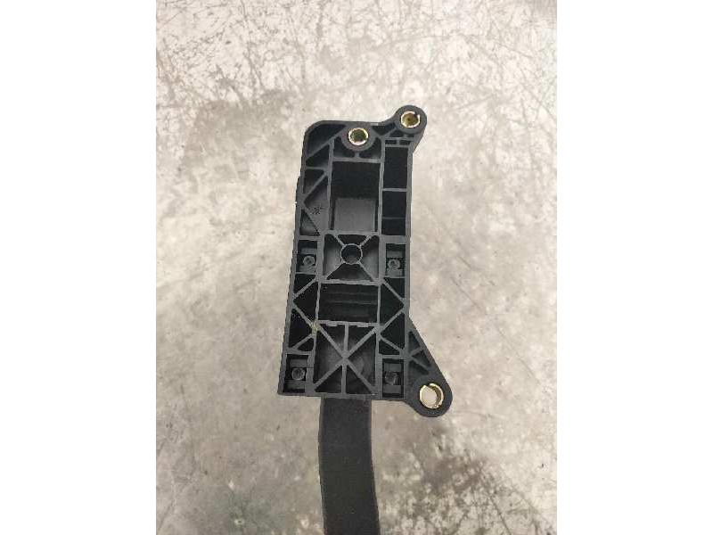 Recambio de potenciometro pedal para ssangyong rodius xdi referencia OEM IAM 2055021000  
