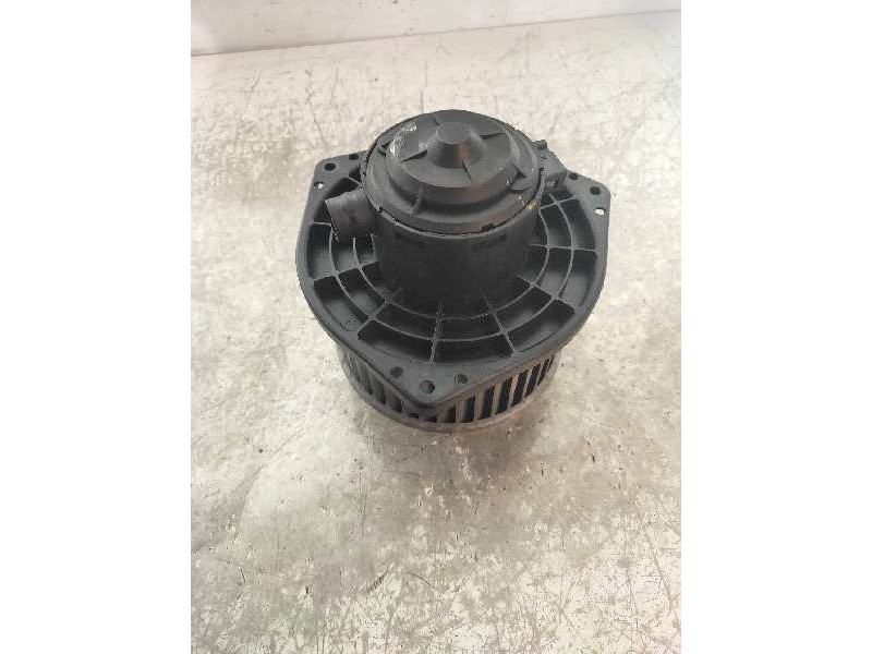 Recambio de motor calefaccion para ssangyong rodius xdi referencia OEM IAM 40510400  
