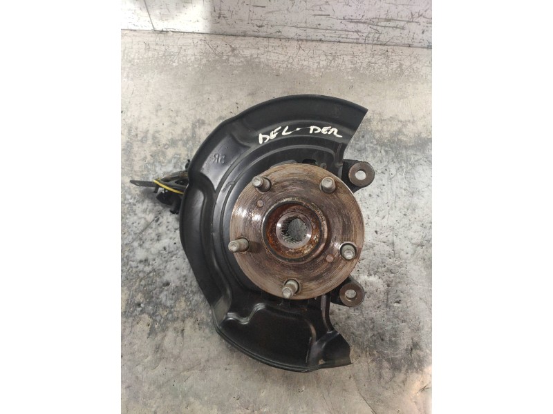 Recambio de mangueta delantera derecha para toyota auris hybrid business referencia OEM IAM   4321105090