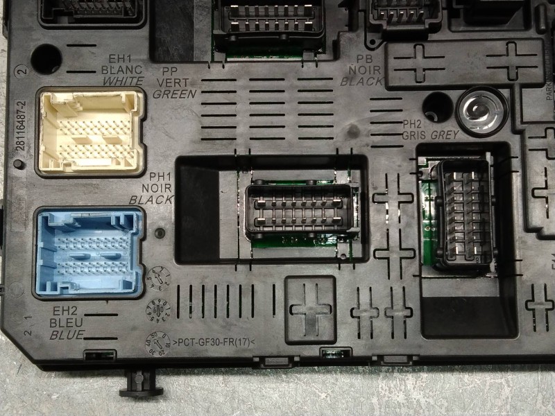 Recambio de caja reles / fusibles para peugeot 308 confort referencia OEM IAM 966405918002 BSI04EVK0500 