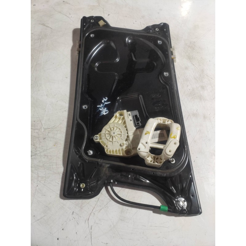 Recambio de elevalunas delantero izquierdo para land rover discovery 2.7 td v6 cat referencia OEM IAM CVH500170  5P