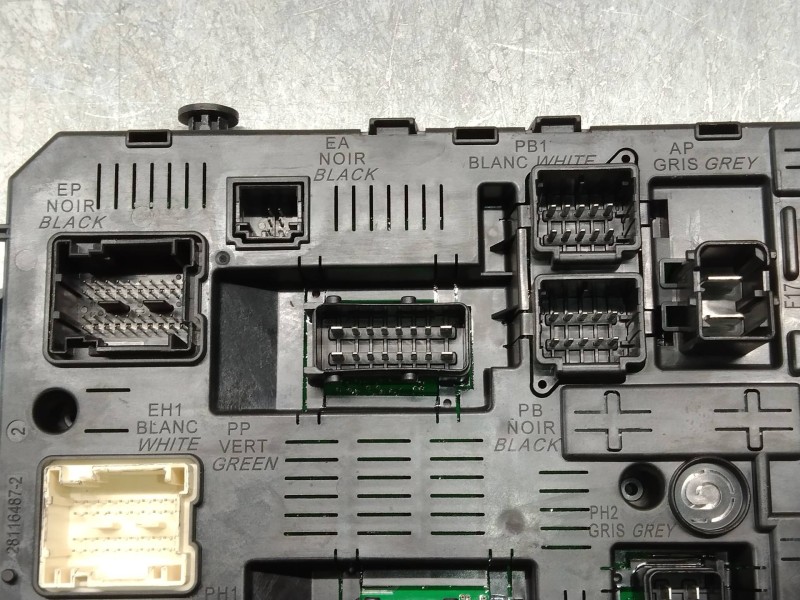 Recambio de caja reles / fusibles para peugeot 308 confort referencia OEM IAM 966405918002 BSI04EVK0500 