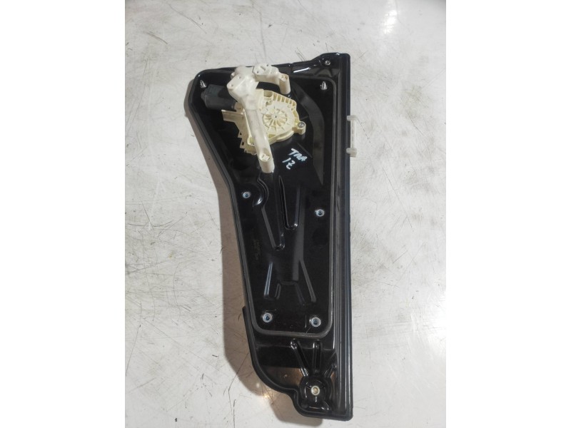 Recambio de elevalunas trasero izquierdo para land rover discovery 2.7 td v6 cat referencia OEM IAM CVH500032  
