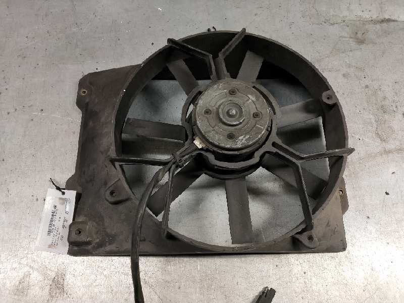 Recambio de electroventilador para renault master t 35 referencia OEM IAM 770044844  