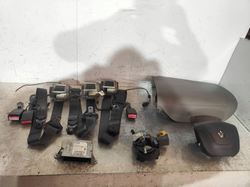 Recambio de kit airbag para renault master kombi l1h1 3,0t referencia OEM IAM   