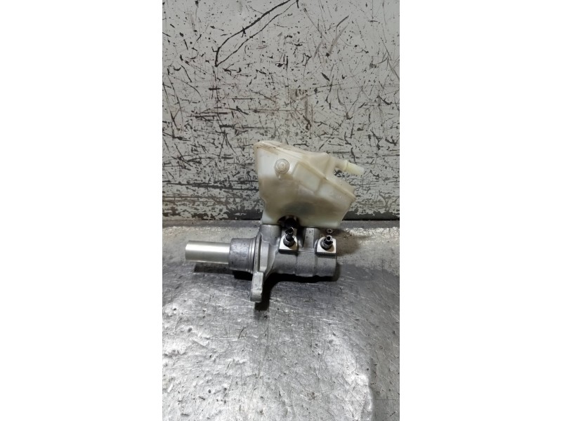Recambio de bomba freno para peugeot 308 allure referencia OEM IAM 03350890841  