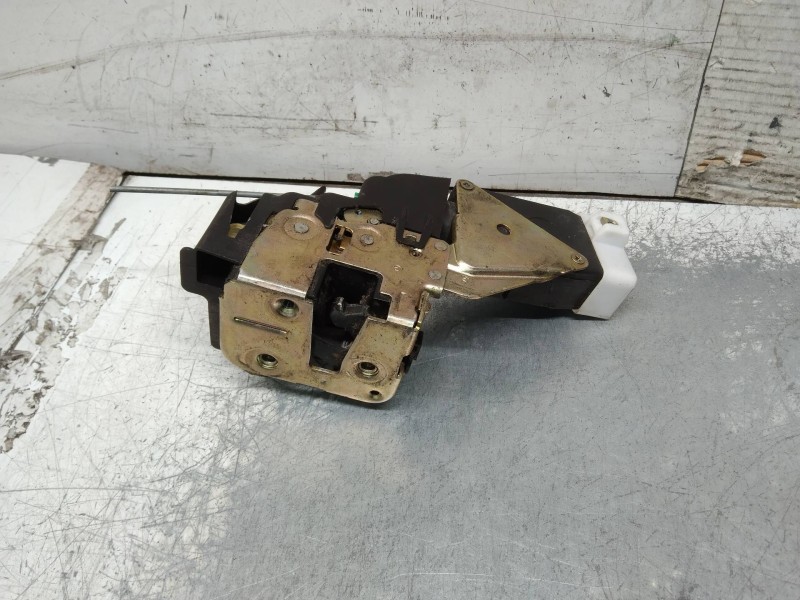 Recambio de motor cierre centralizado delantero izquierdo para volvo s40 berlina 2.0 16v referencia OEM IAM   4P