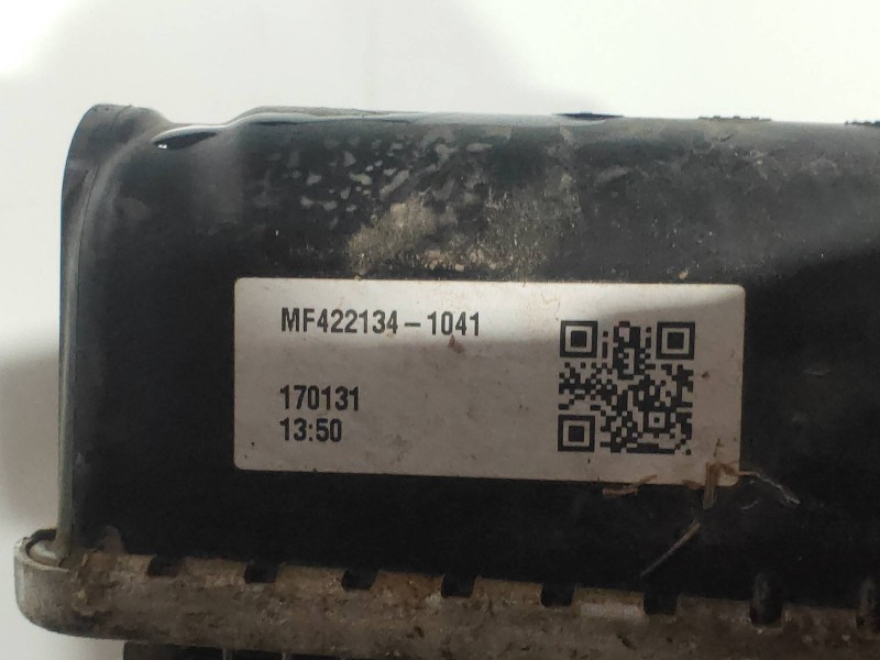 Recambio de radiador agua para toyota auris hybrid business referencia OEM IAM MF4221341041  164000T240