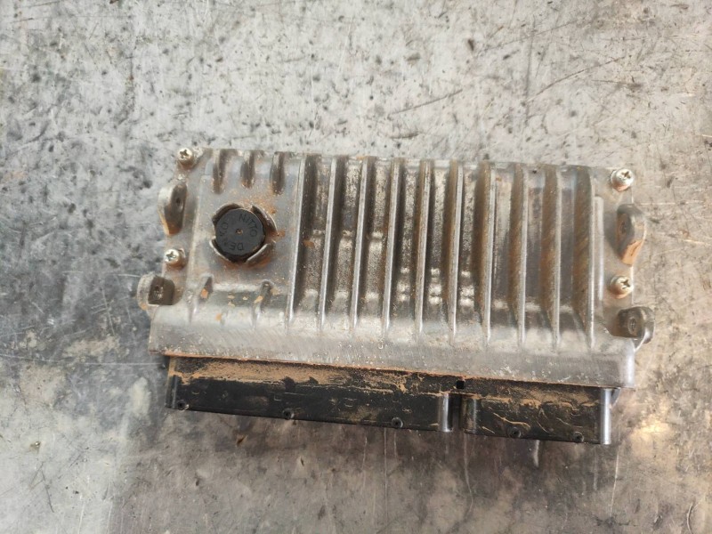 Recambio de centralita motor uce para toyota auris hybrid business referencia OEM IAM MB2756009480 896610ZU60 896610ZM30