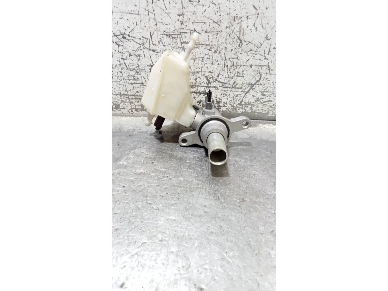 Recambio de bomba freno para peugeot 308 allure referencia OEM IAM 03350890841  