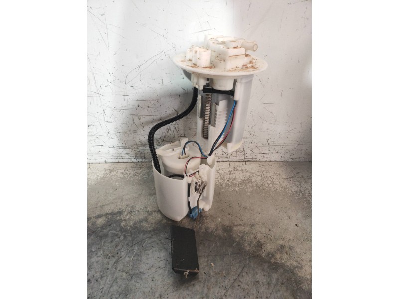 Recambio de bomba combustible para toyota auris hybrid business referencia OEM IAM 770002502 7ABC033 232200Q041