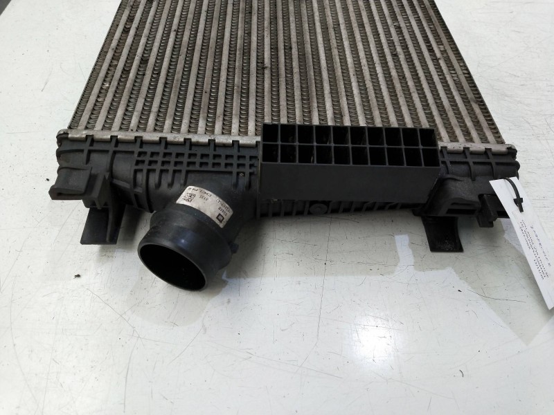 Recambio de intercooler para opel astra j lim. excellence referencia OEM IAM 13267647  