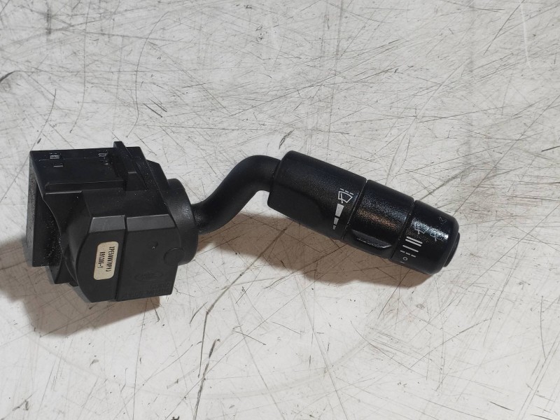 Recambio de mando limpia para land rover discovery 2.7 td v6 cat referencia OEM IAM XPE500070PVJ  