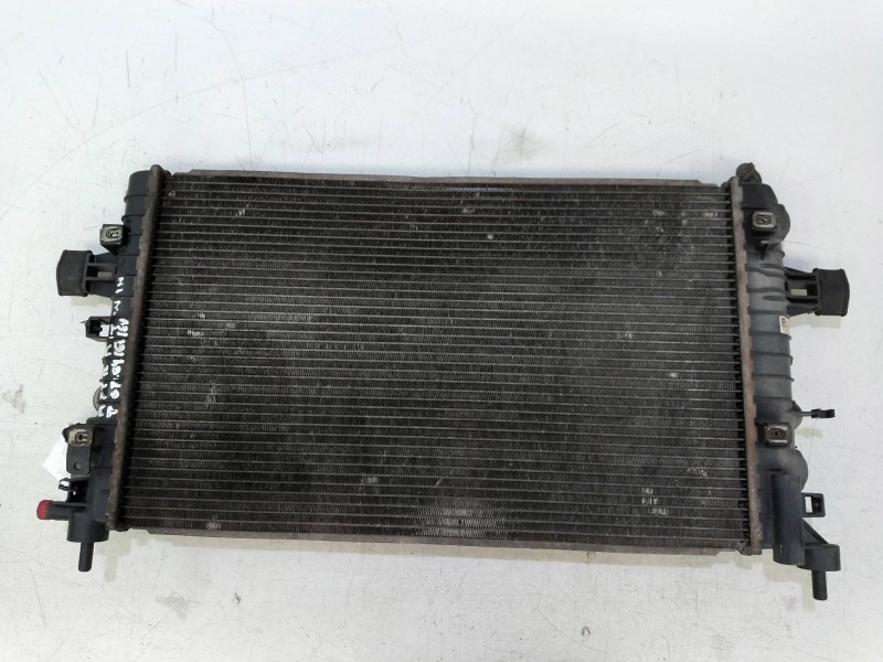Recambio de radiador agua para opel astra twin top 1.6 16v referencia OEM IAM 13145211  