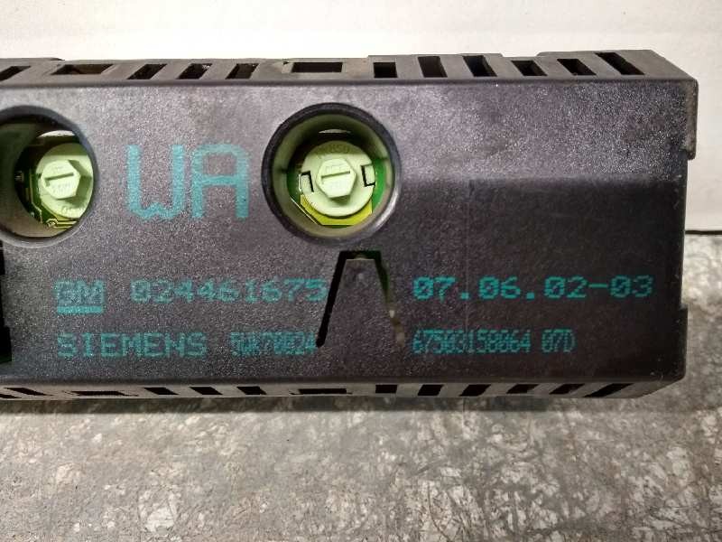 Recambio de pantalla multifuncion para opel astra g berlina club referencia OEM IAM 5WK70024 024461675 WA