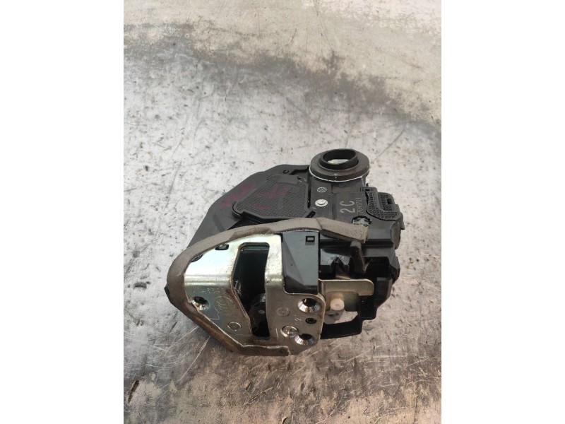 Recambio de motor cierre centralizado trasero izquierdo para toyota corolla (e15) luna referencia OEM IAM 7091709  