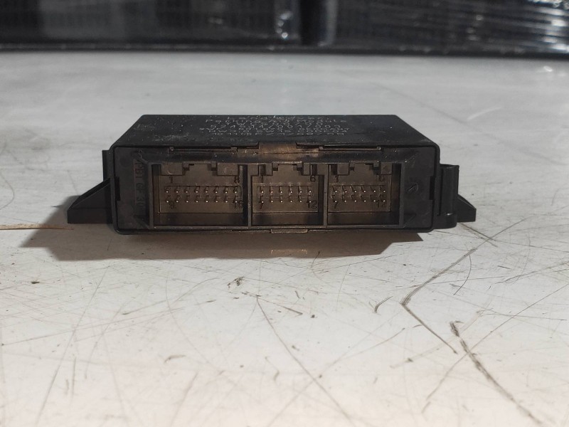 Recambio de modulo electronico para land rover discovery 2.7 td v6 cat referencia OEM IAM YWC500730  