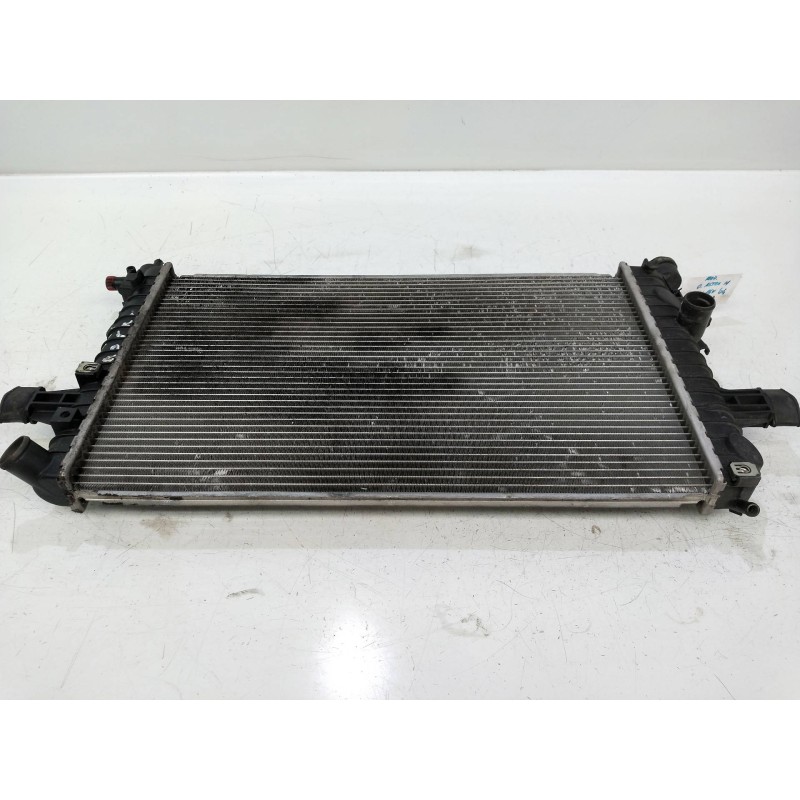 Recambio de radiador agua para opel astra h berlina 1.4 16v referencia OEM IAM 13128801  