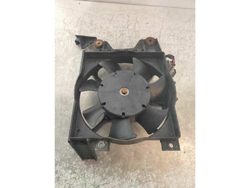 Recambio de electroventilador radiador aire acondicionado para ssangyong rodius xdi referencia OEM IAM 6840021050  