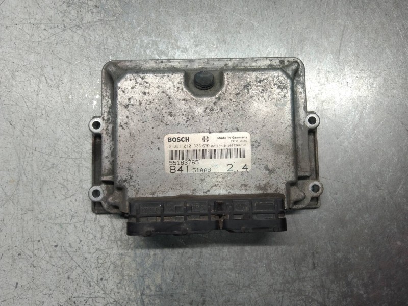 Recambio de centralita motor uce para lancia thesis (115) 2.4 jtd executive referencia OEM IAM 0281010333 55183765 84151AAB