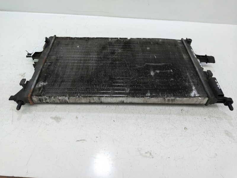 Recambio de radiador agua para opel astra g caravan 2.0 16v cat (x 20 xev / l34) referencia OEM IAM 205003181  