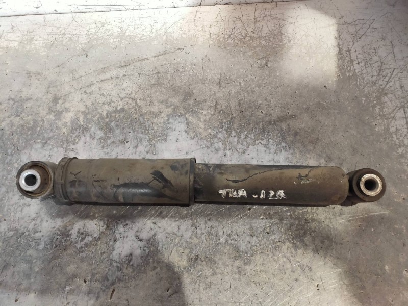Recambio de amortiguador trasero izquierdo para renault master kombi l1h1 3,0t referencia OEM IAM 562100015R  