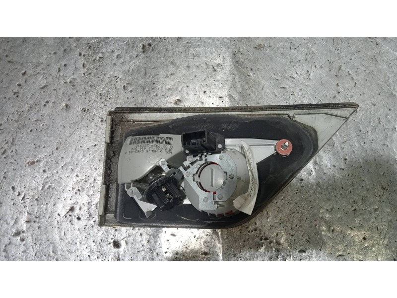 Recambio de piloto trasero derecho interior para bmw x3 (e83) 2.0d referencia OEM IAM   