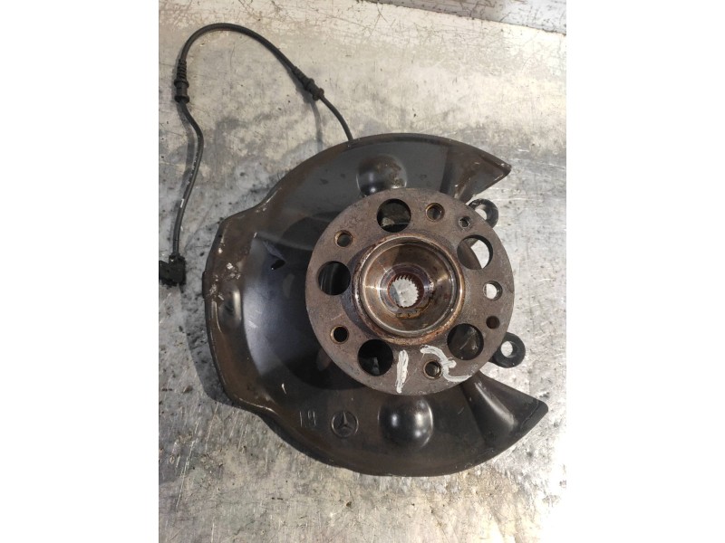 Recambio de mangueta delantera izquierda para mercedes vaneo (w414) furgoneta compacta cdi (414.700) referencia OEM IAM   